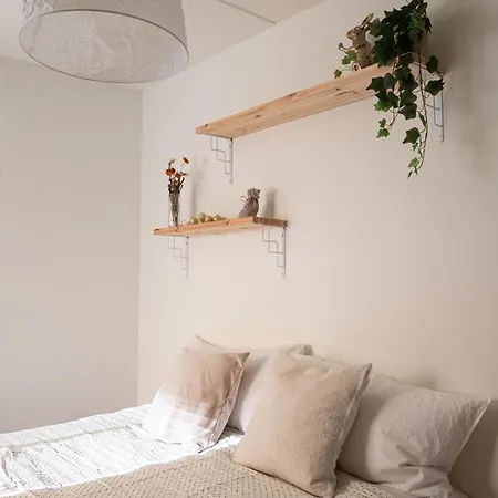 アパート Bright And Spacious Near Subway With Free Parking *